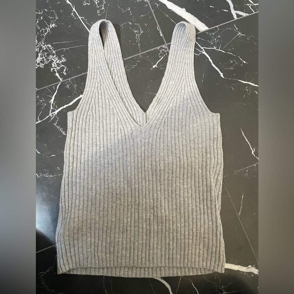 Gap CashSoft Rib Tank Top - Picture 5 of 7